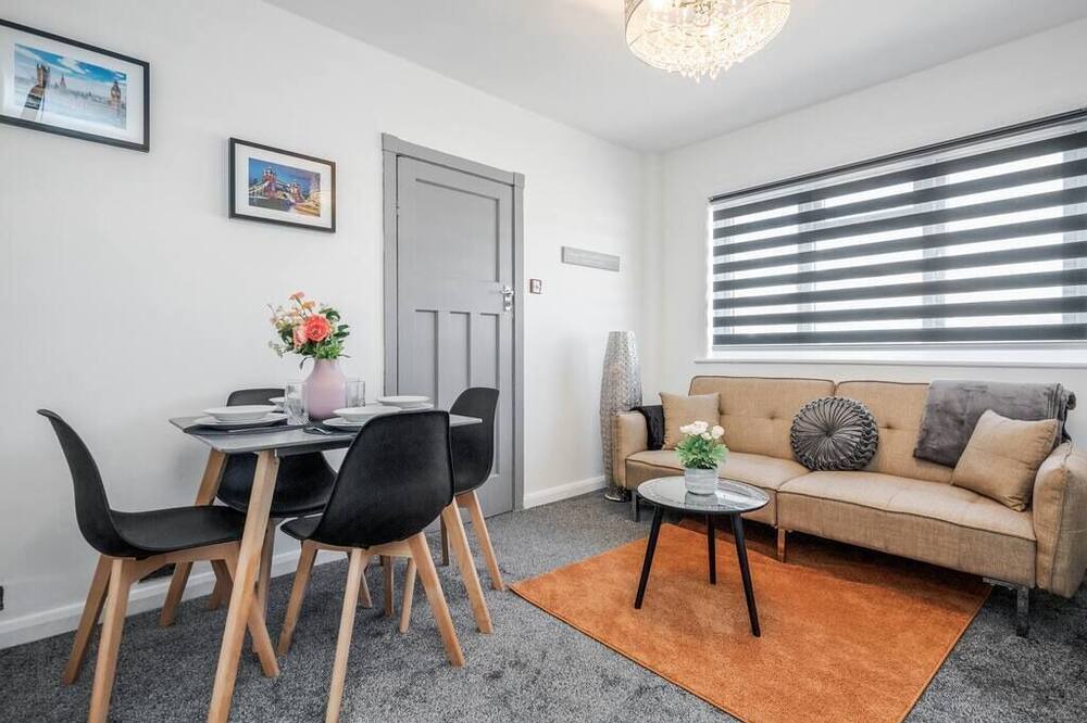 Photo of Others in Harlington