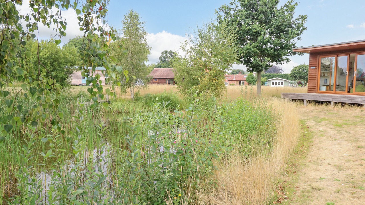 Photo of Others in Hickling