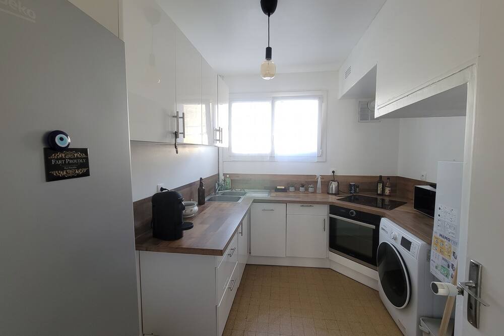 Photo of Kitchen in Saint-Helier
