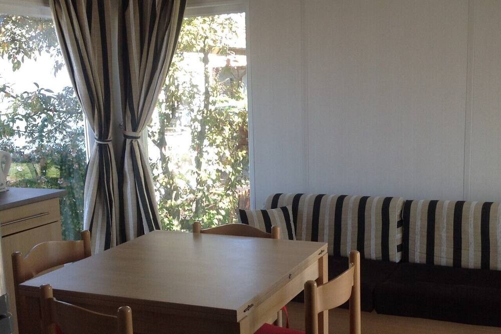 Photo of Kitchen in Lit-et-Mixe