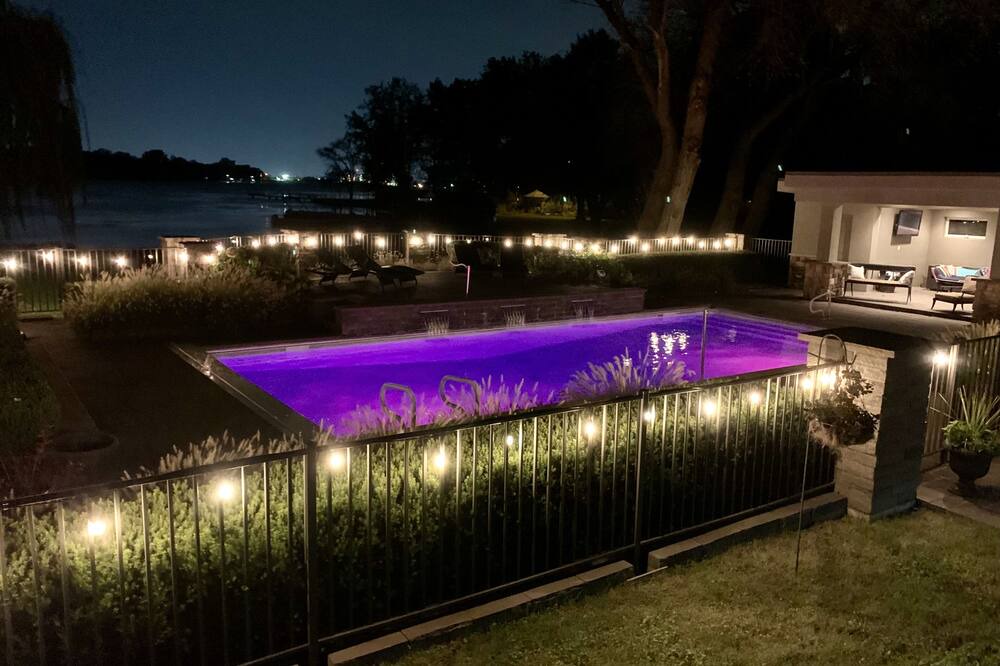Photo of Outdoor in LaSalle