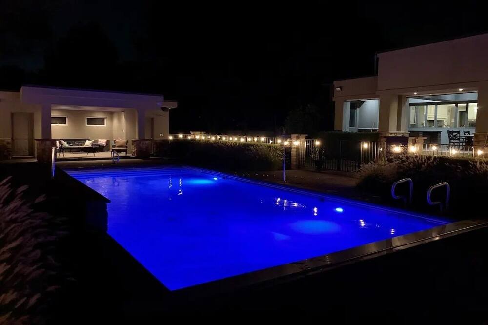 Photo of Outdoor in LaSalle