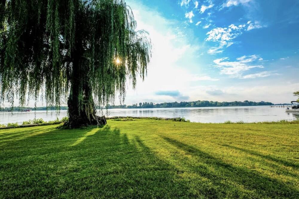 Photo of Outdoor in LaSalle