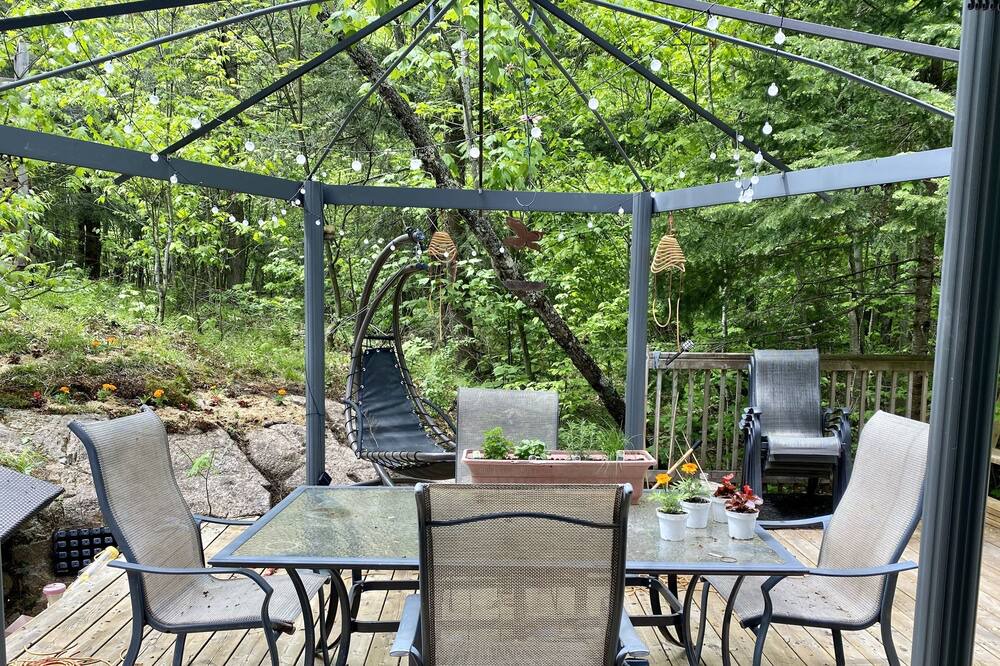 Photo of Patio Balcony in Saint-Colomban