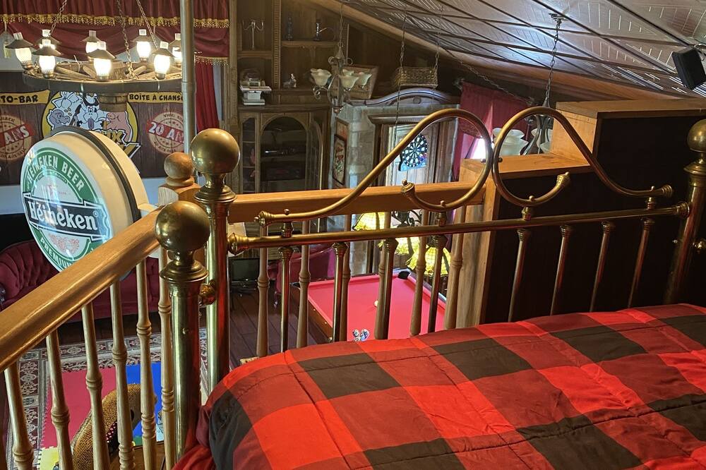 Photo of Bedroom in Saint-Colomban