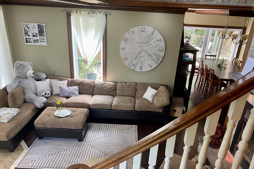 Photo of Livingroom in Saint-Colomban