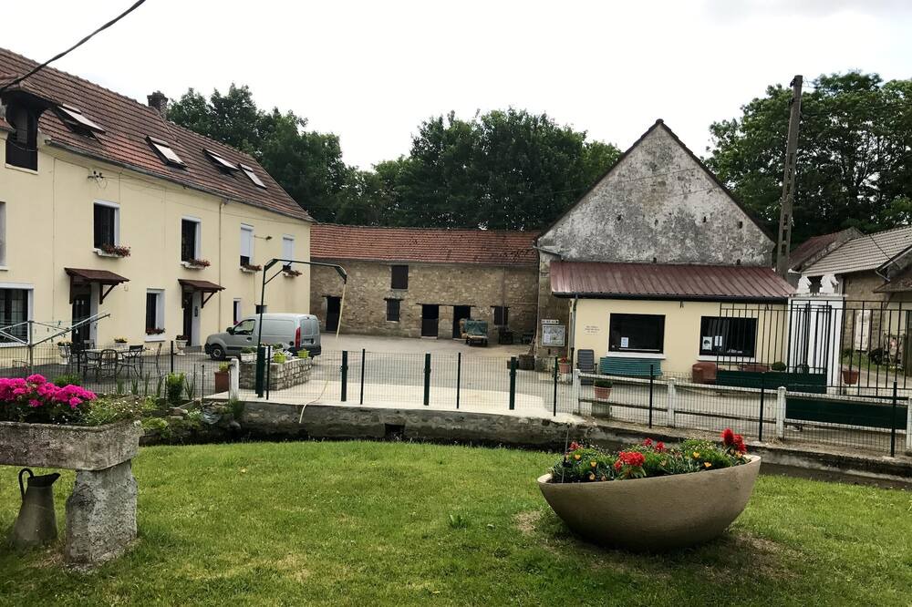 Photo of Outdoor in Viarmes