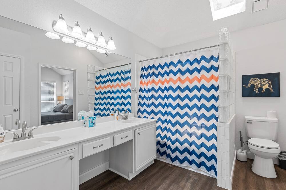 Photo of Bedroom in Azle
