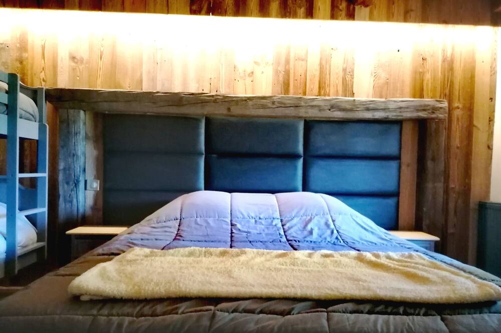 Photo of Bedroom in Belmont-sur-Buttant