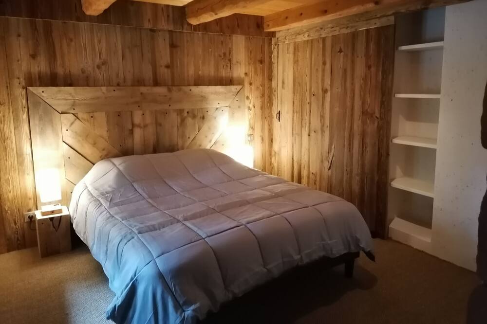 Photo of Bedroom in Belmont-sur-Buttant