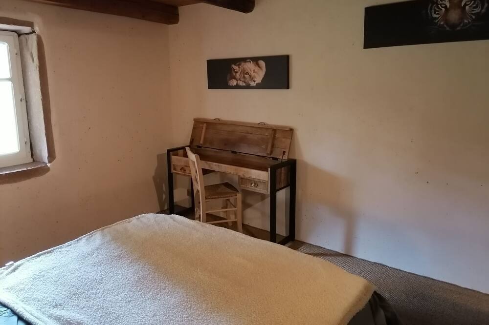 Photo of Bedroom in Belmont-sur-Buttant