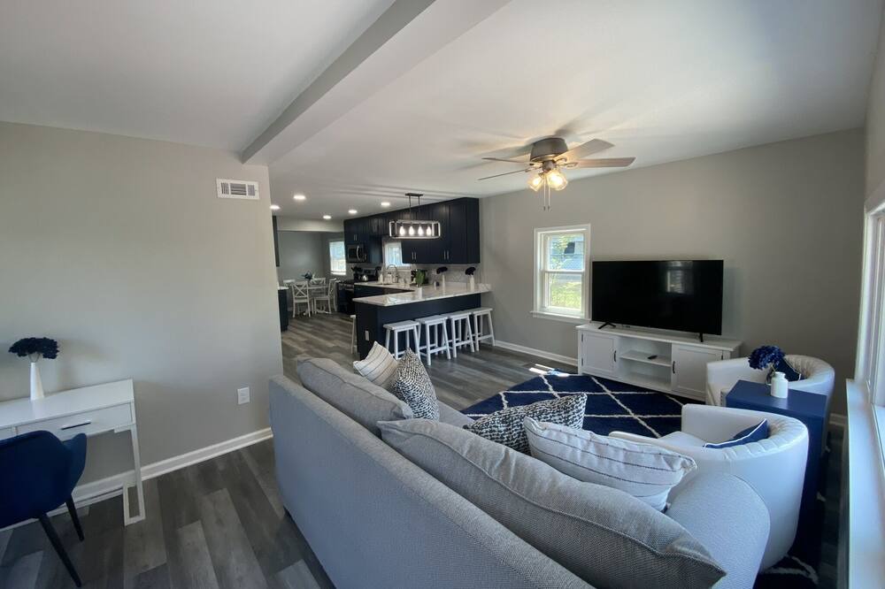 Photo of Livingroom in Wood Dale