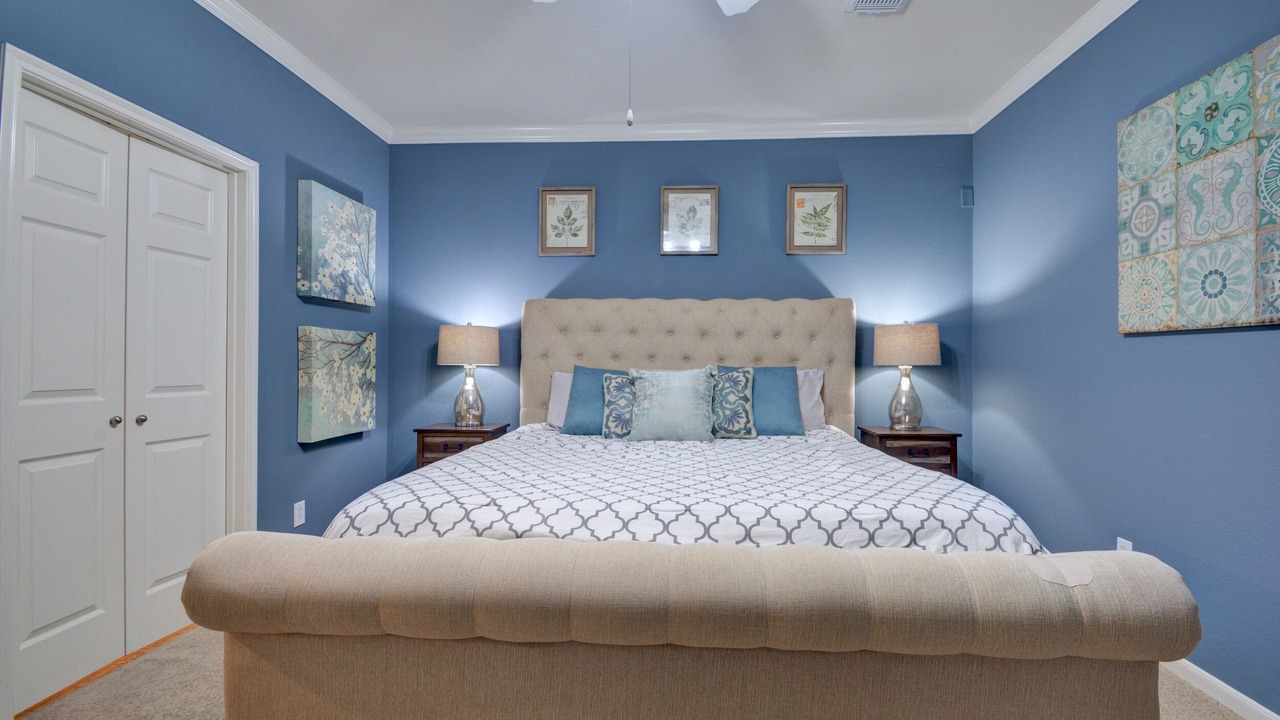 Photo of Bedroom in Alden Bridge
