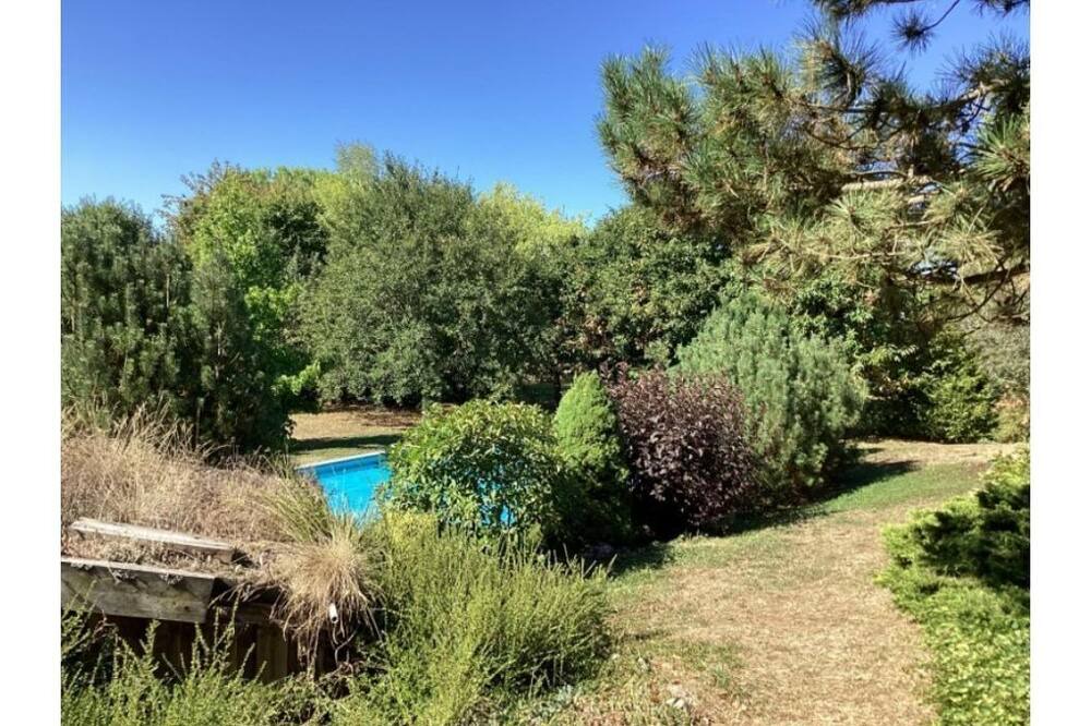 Photo of Outdoor in Hadigny-les-Verrieres