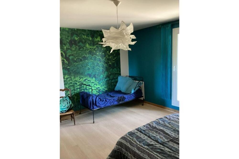 Photo of Bedroom in Hadigny-les-Verrieres