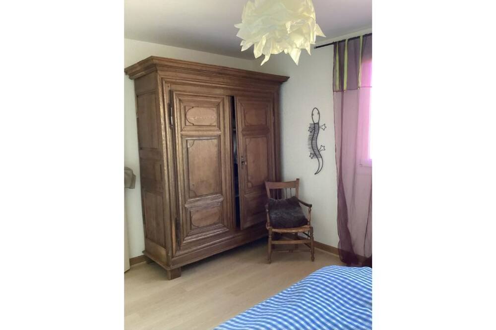 Photo of Bedroom in Hadigny-les-Verrieres