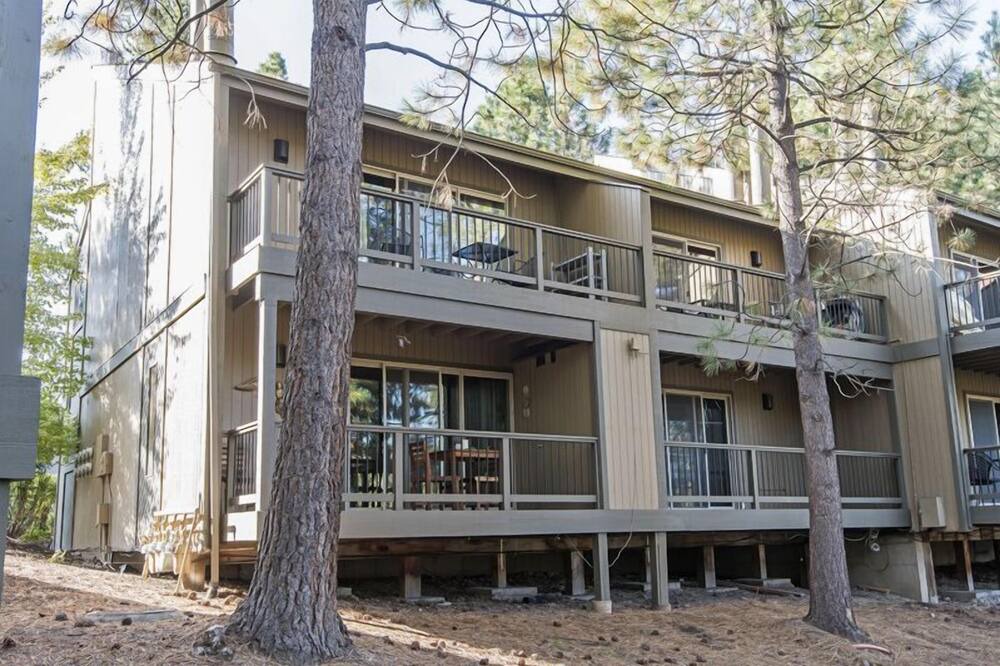 Photo of Outdoor in Century West