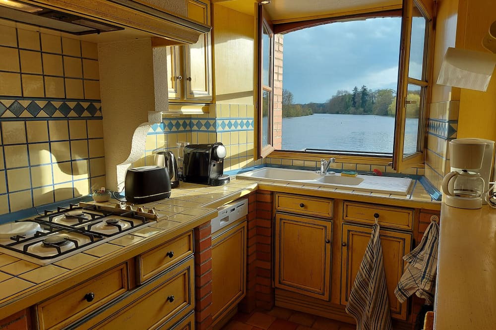Photo of Kitchen in Saint-Sulpice