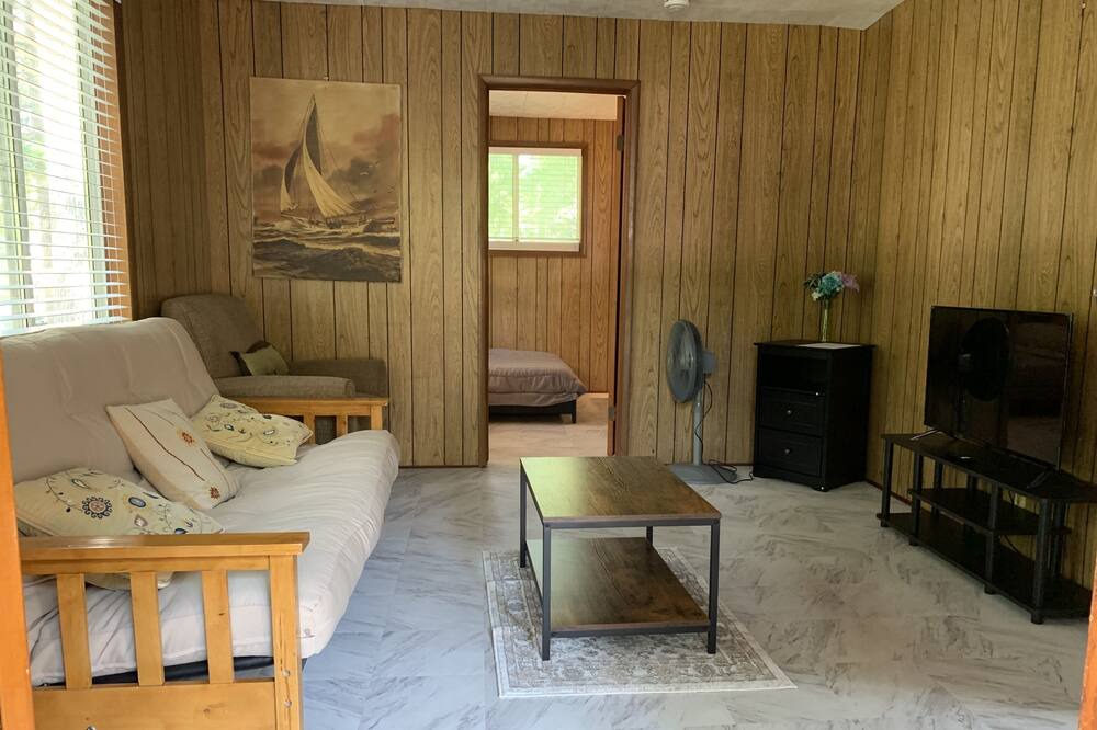 Photo of Livingroom in Caseville