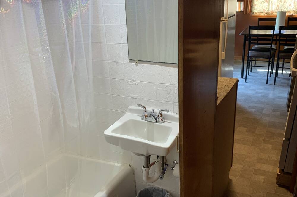 Photo of Bedroom in Caseville