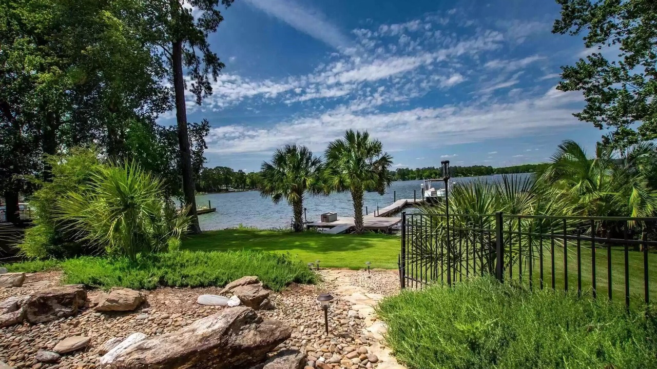 Photo of Outdoor in Chapin
