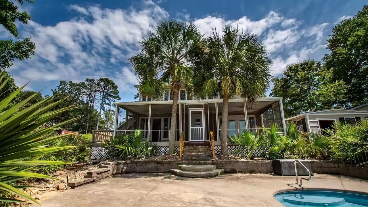 Photo of Outdoor in Chapin