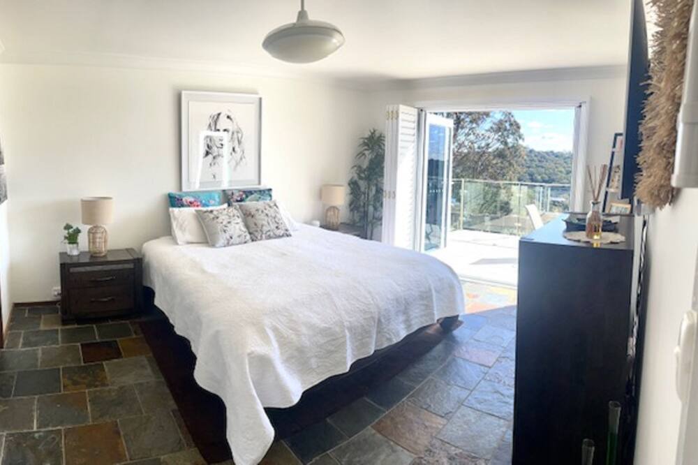 Photo of Bedroom in Bonnet Bay