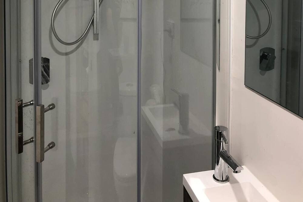 Photo of Bathroom in Hamilton