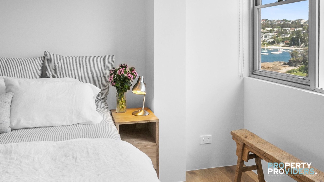 Photo of Others in Fairlight