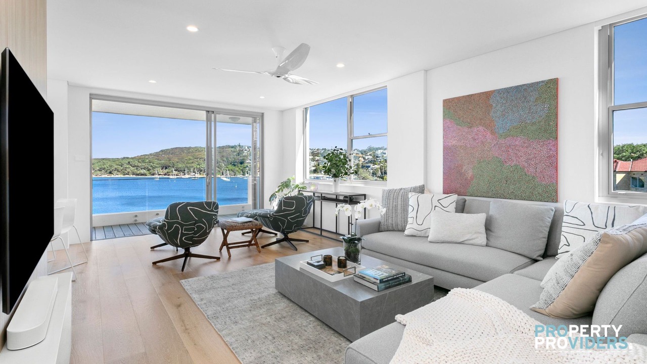 Photo of Others in Fairlight