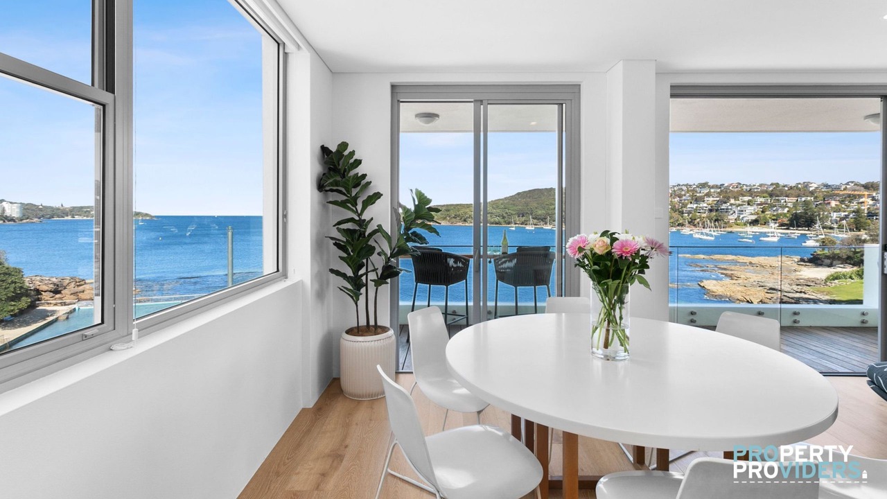 Photo of Others in Fairlight