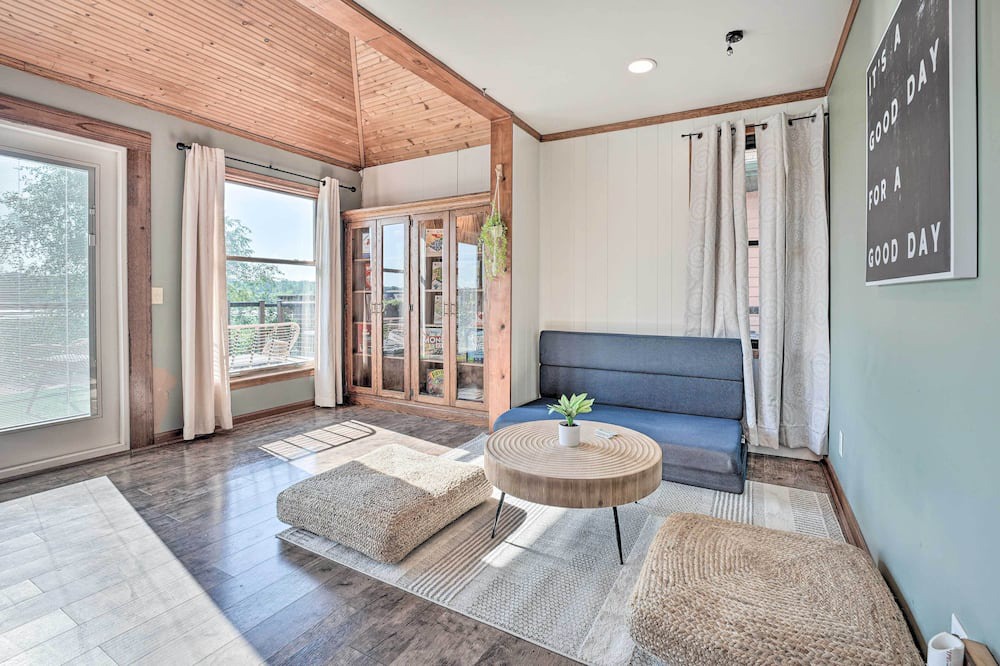 Photo of Livingroom in Osceola