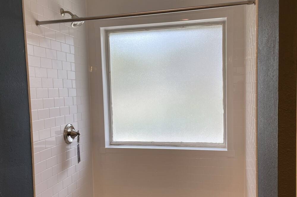 Photo of Bathroom in Lake Dallas