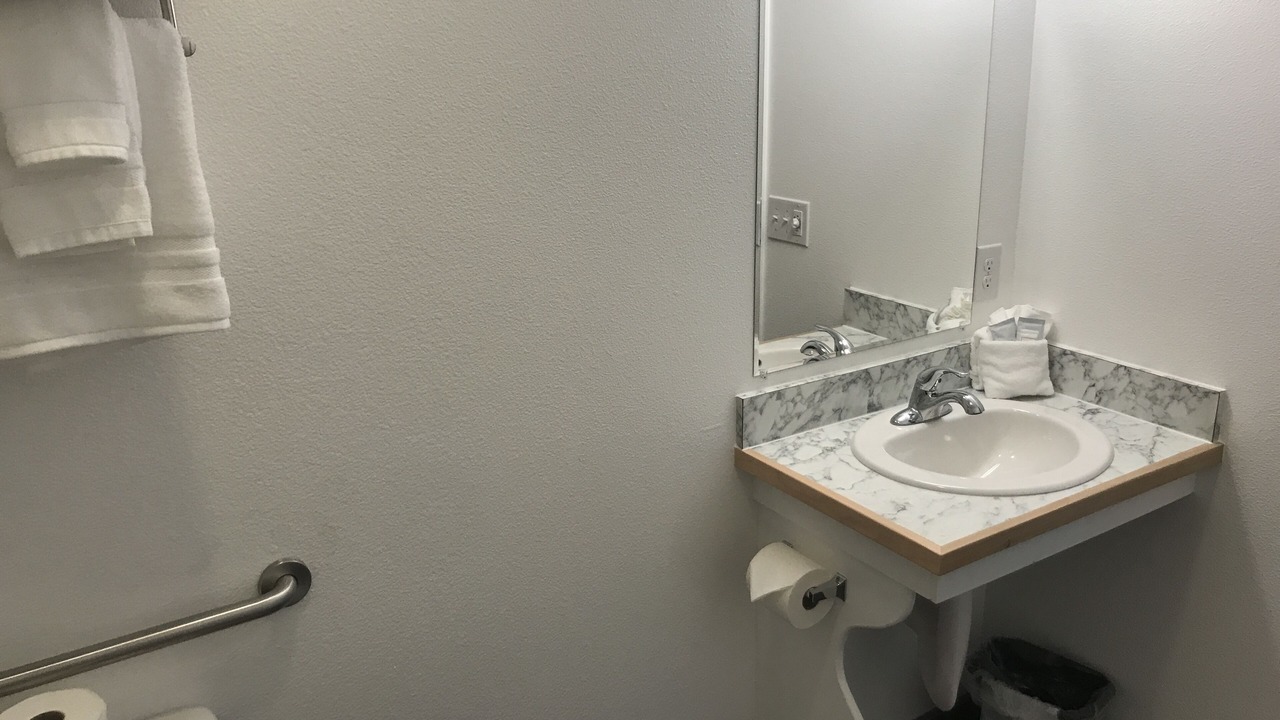 Photo of Bathroom in Long Beach