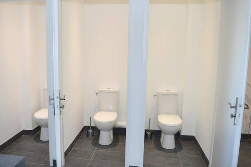Photo of Bathroom in Saint-Epain