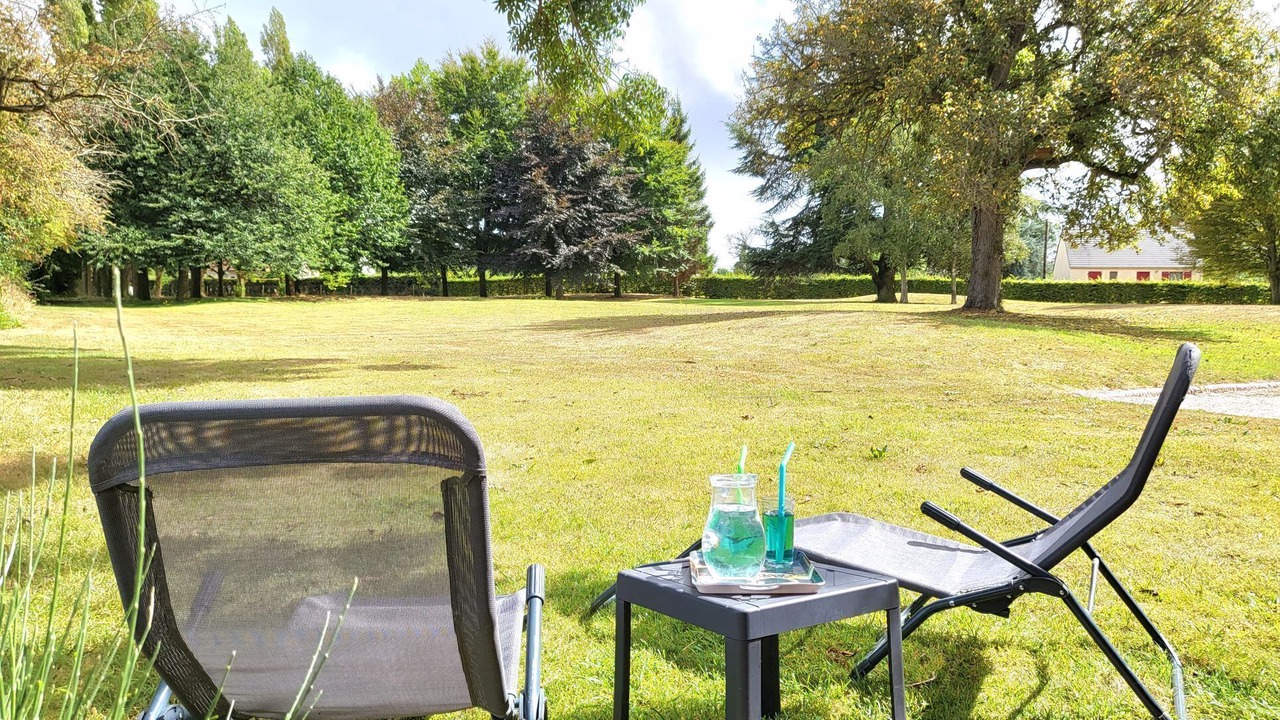 Photo of Outdoor in Etreham