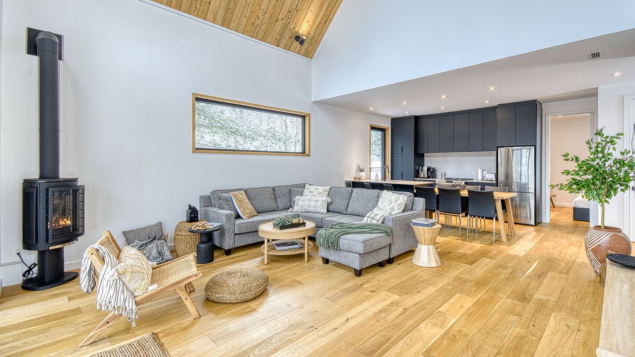 Photo of Livingroom in Mont-Tremblant