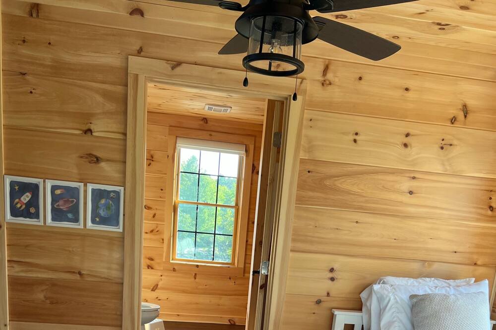Photo of Livingroom in Lafontaine