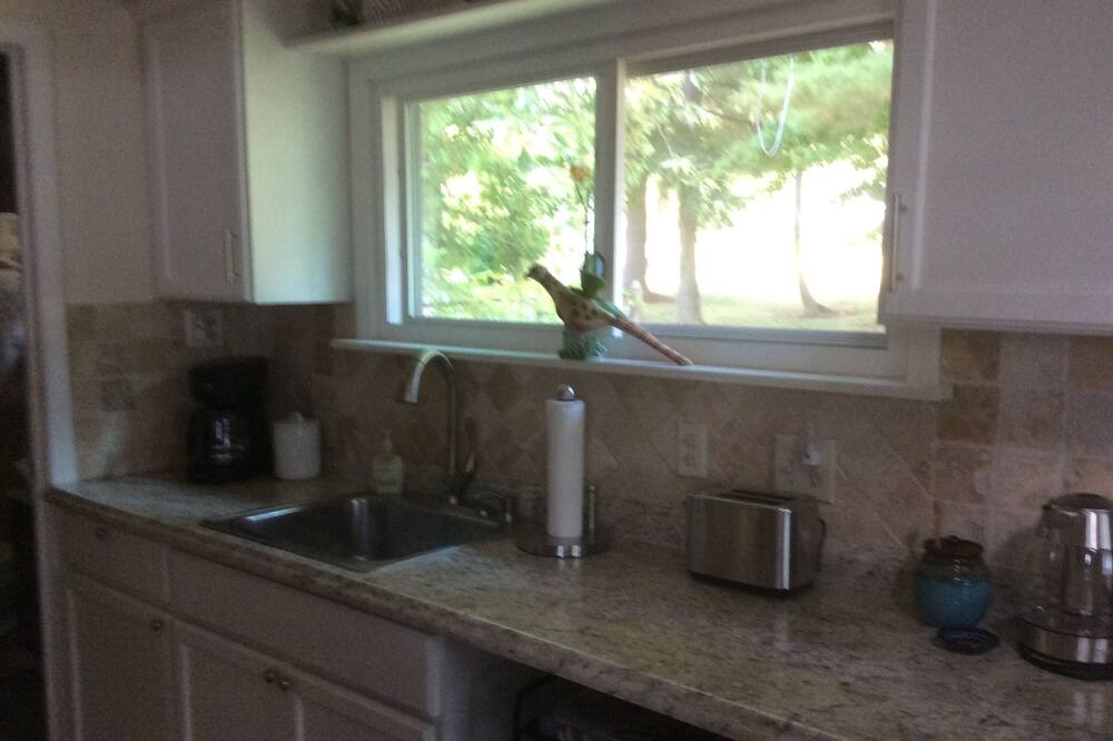 Photo of Kitchen in Town of Owasco
