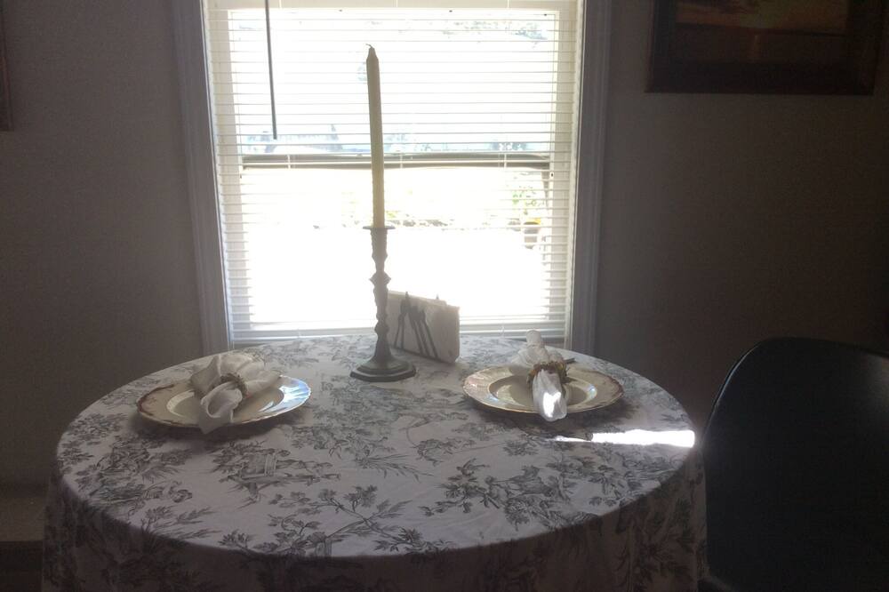 Photo of Kitchen in Town of Owasco