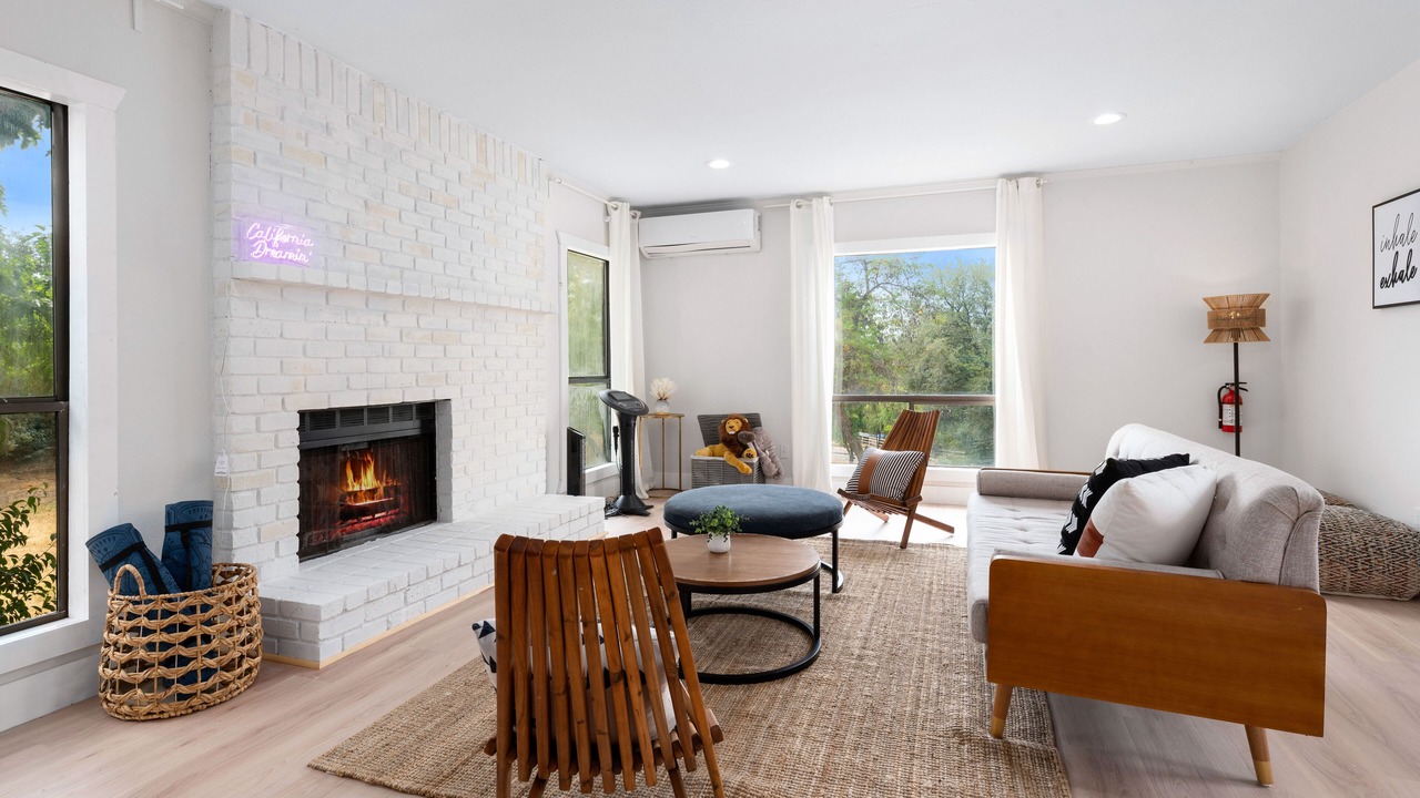 Photo of Others in Loomis