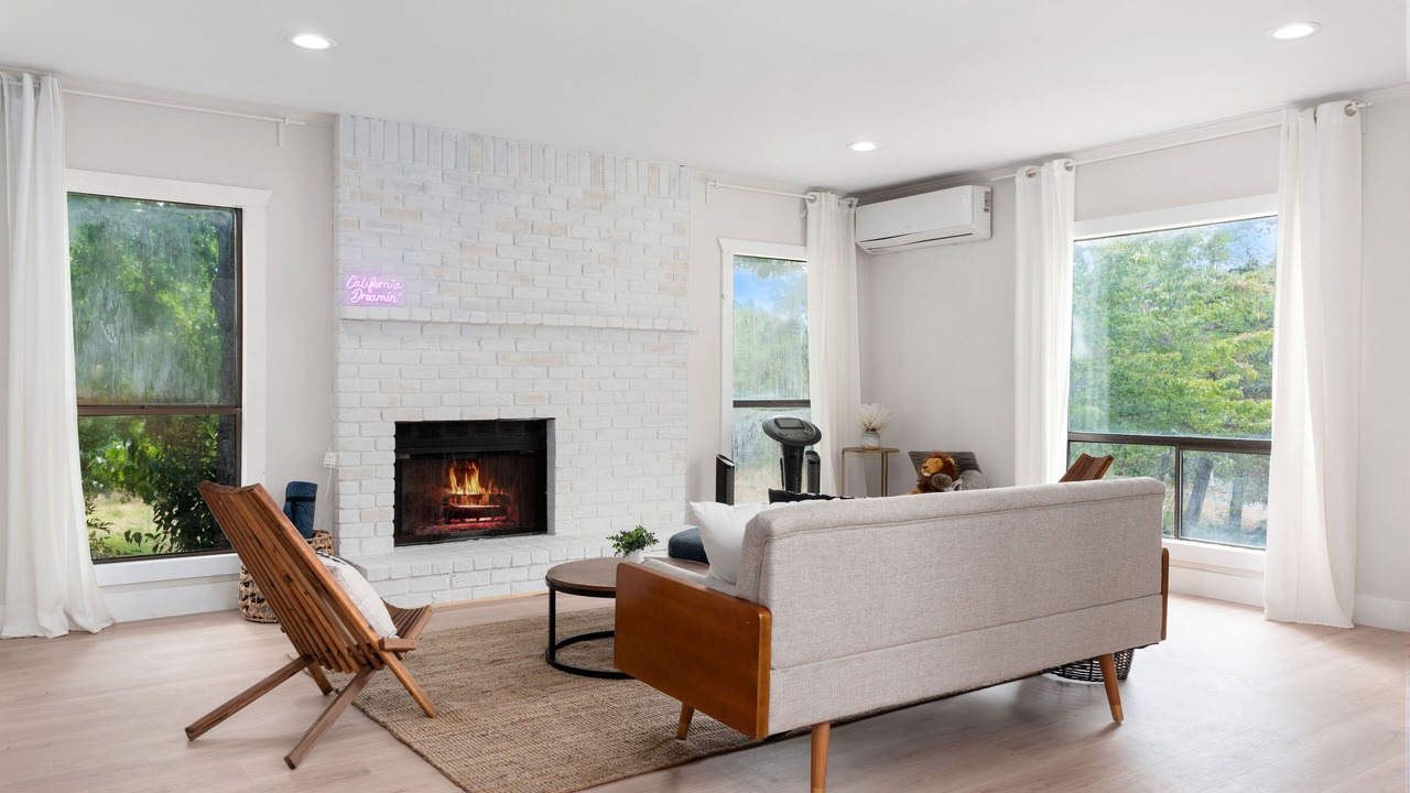 Photo of Others in Loomis