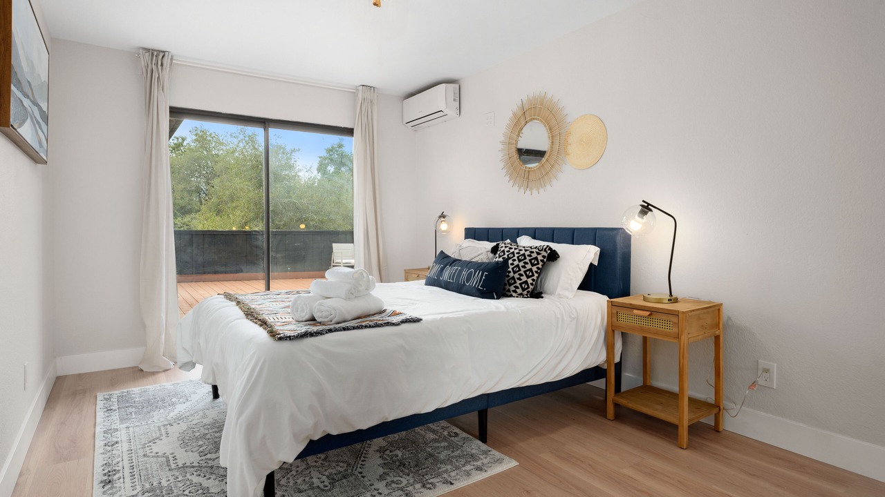 Photo of Others in Loomis