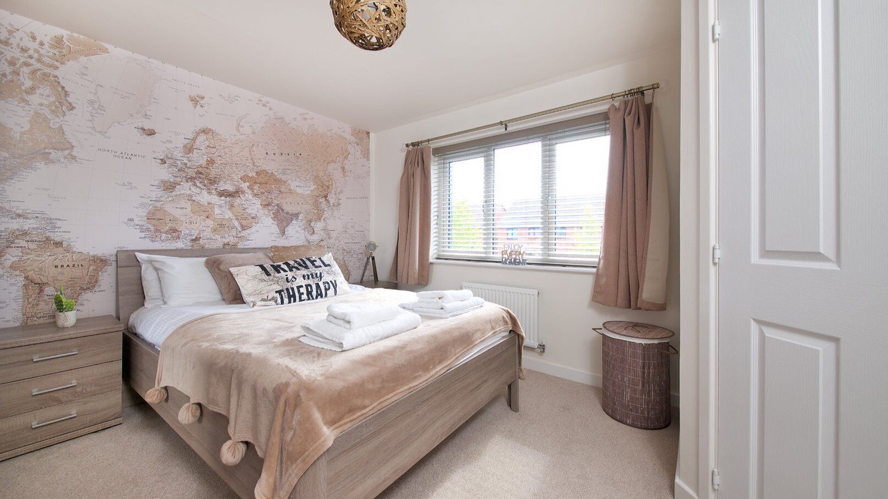 Photo of Others in Everton