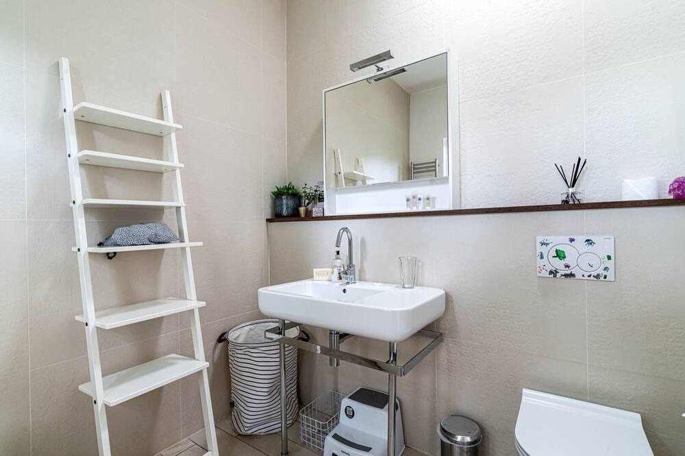 Photo of Bathroom in Hackney Wick