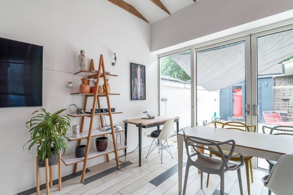 Photo of Others in Hackney Wick