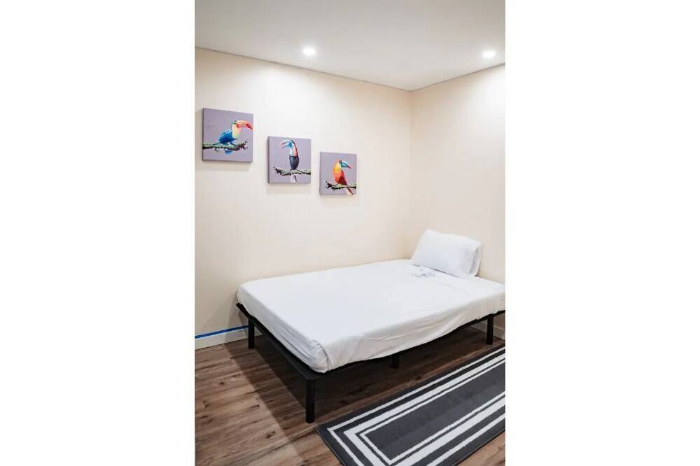 Photo of Bedroom in Zion