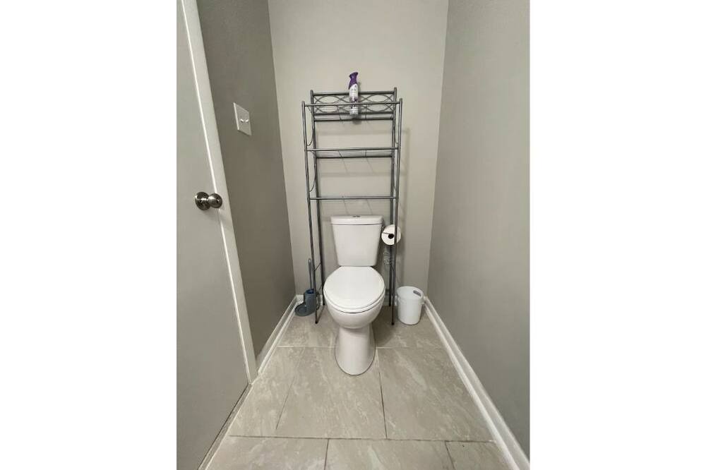 Photo of Bathroom in Hinesville