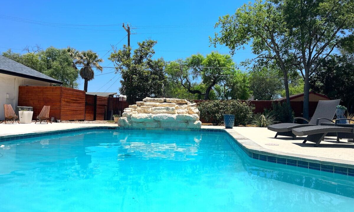 Photo of Outdoor in Castle Hills