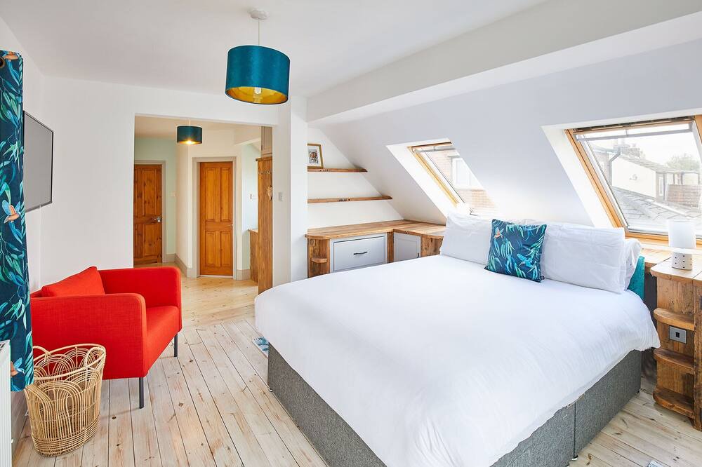 Photo of Others in Burton Fleming